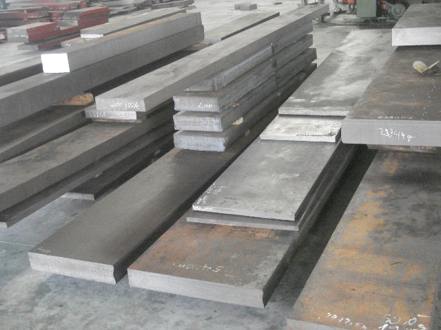 Công ty TNHH Vinasteel chúng tôi là nhà phân phối chính thức các sản phẩm thép hình V